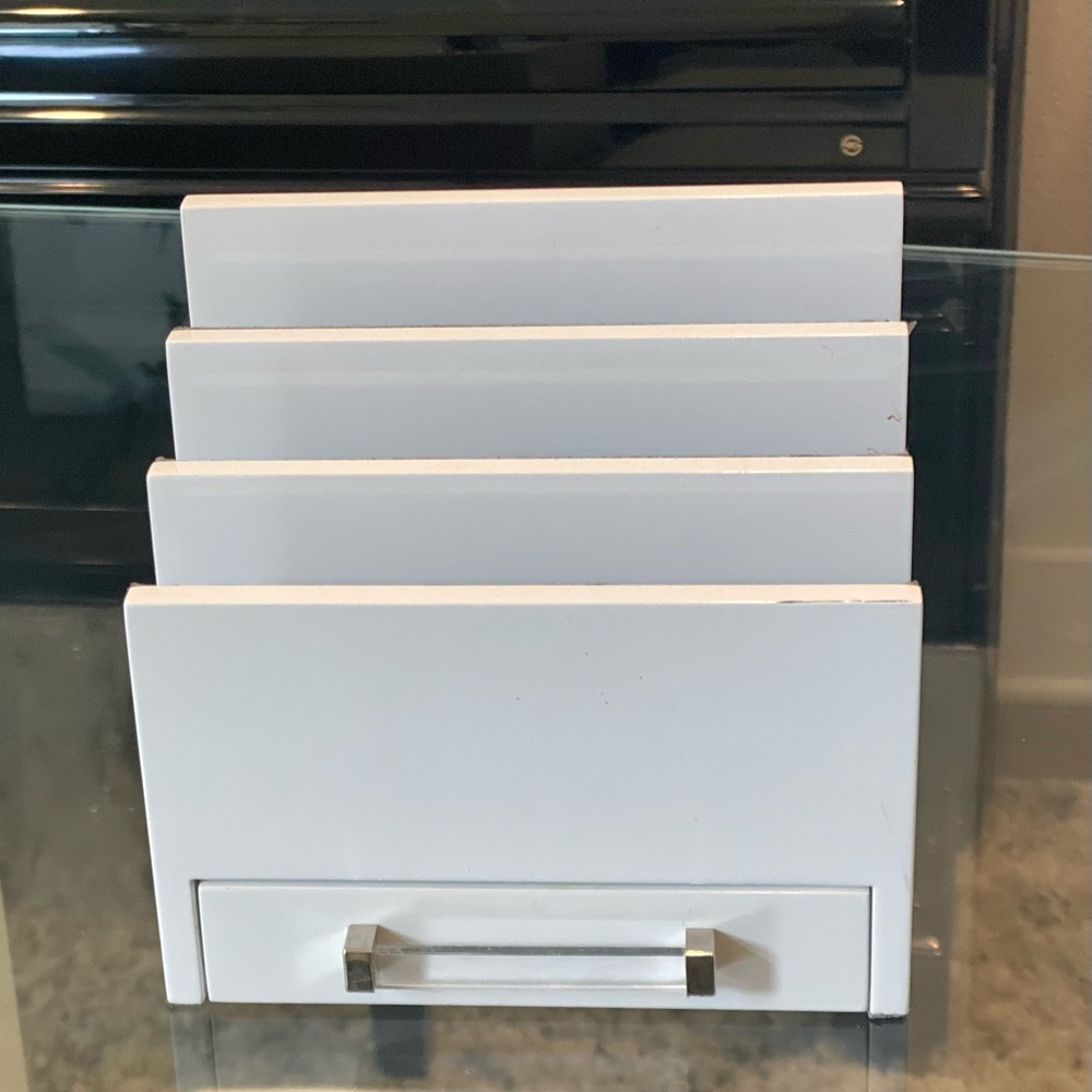 Z Gallerie Office Cendrine Collator in White. In Good Condition.